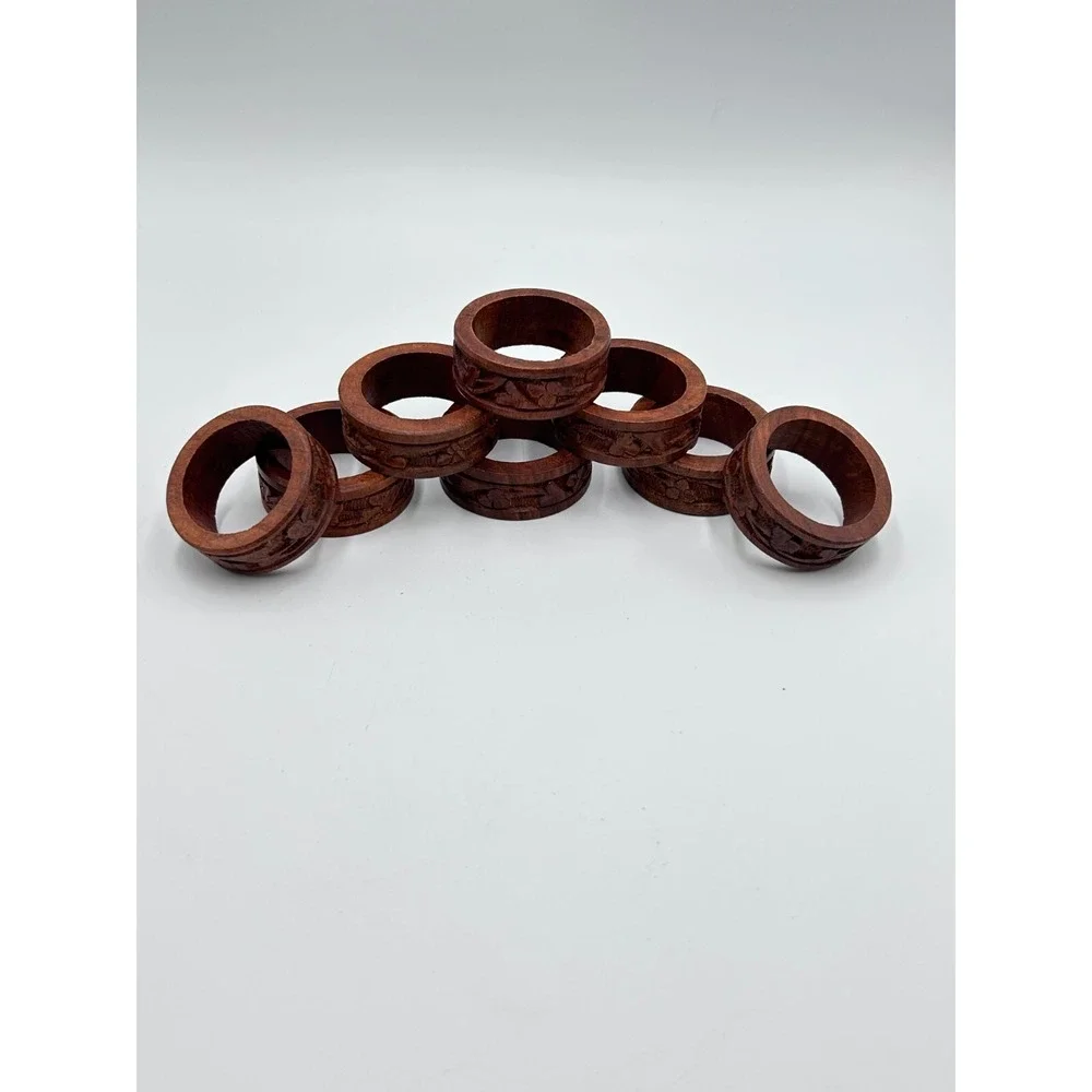 VTG Set of 8 Hand Carved Wood Napkin Rings w/‎ Floral & Macrame Beads Pattern